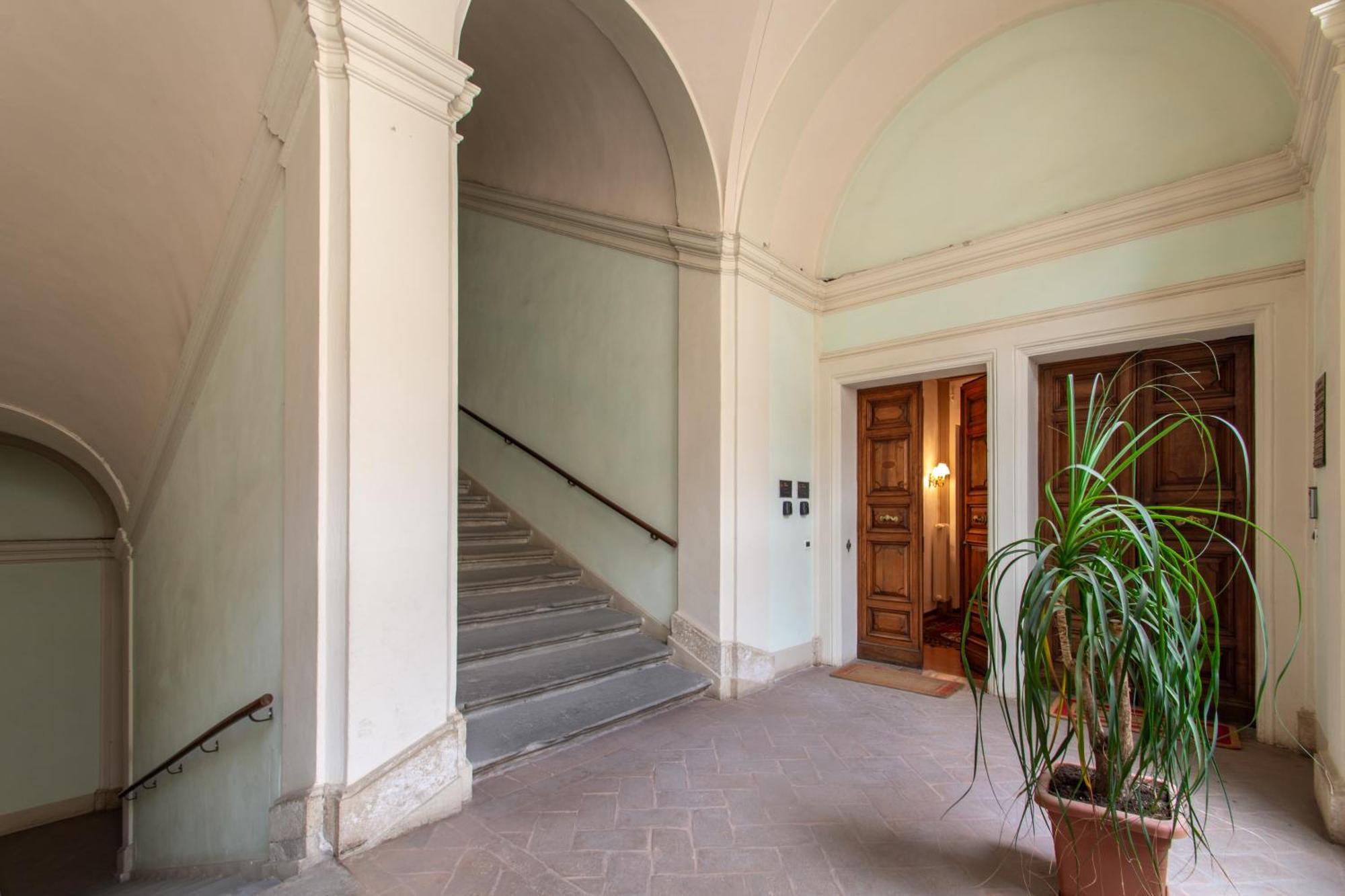 Imperial - Affreschi Del 1600 Apartment *