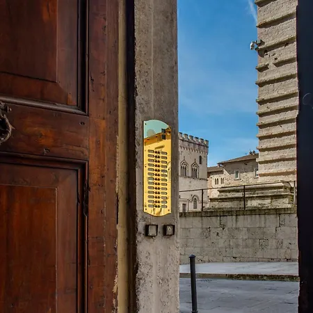 Imperial Suite - Affreschi Del 1600 Perugia Exterior photo