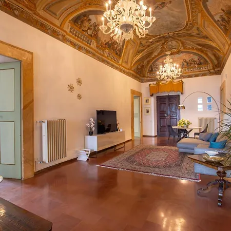 Imperial Suite - Affreschi Del 1600 Perugia Exterior photo
