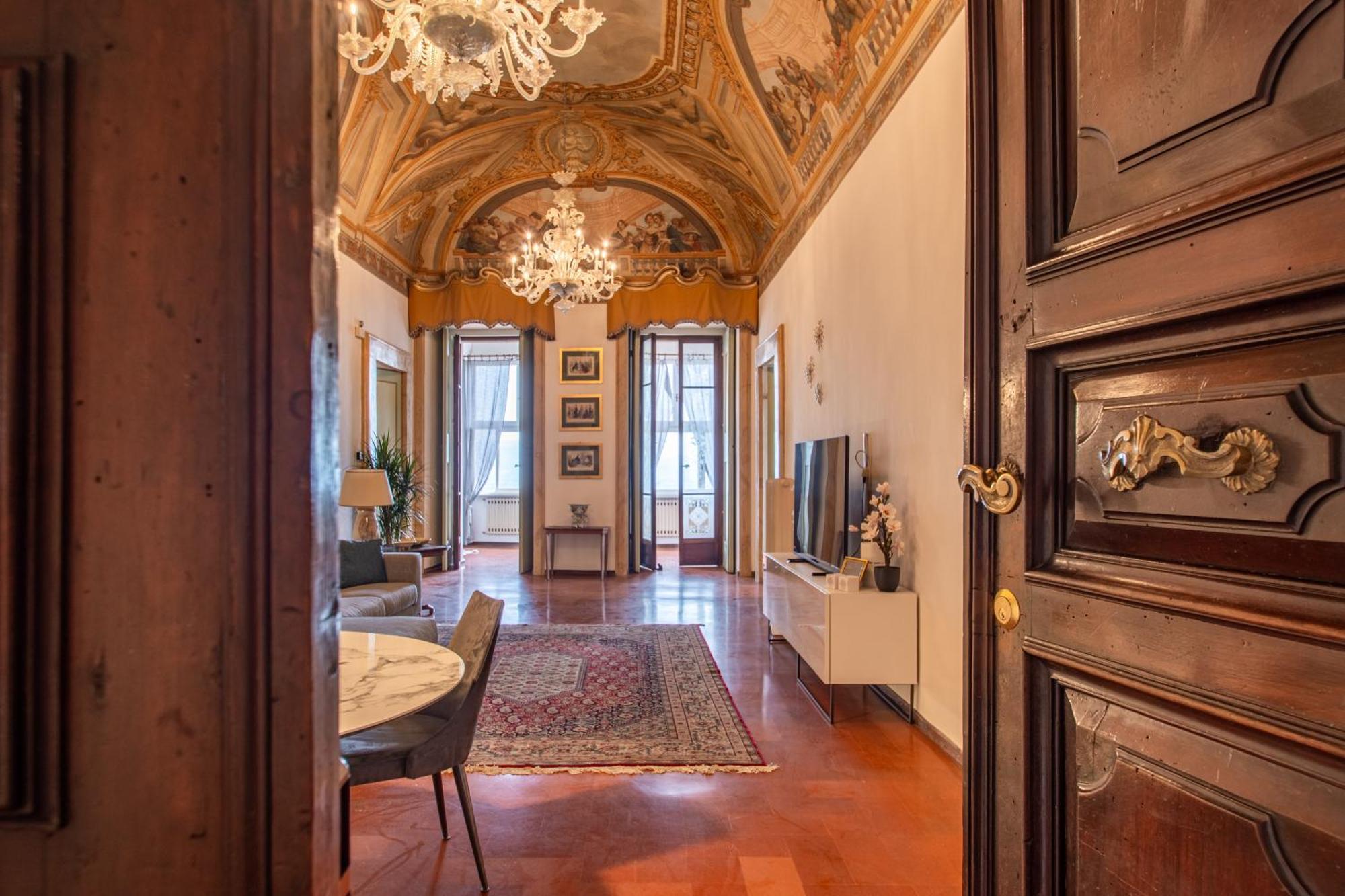 Imperial - Affreschi Del 1600 Apartment Perugia